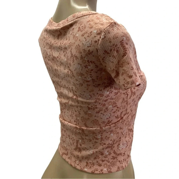 Pink Rose Size Medium Crop Button Front Top. New With Tags - Picture 3 of 7